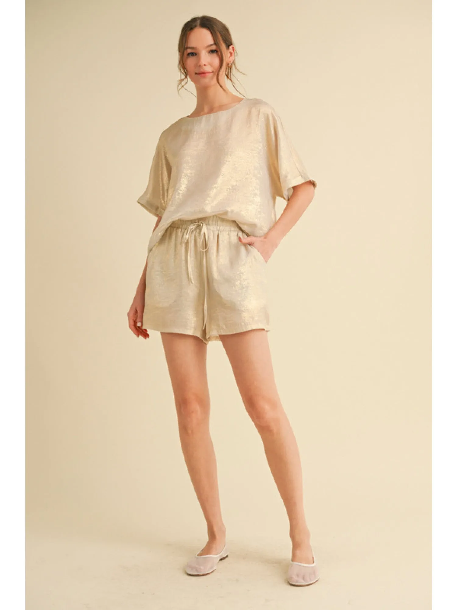 Pearl Metallic Loungwear Shorts Set