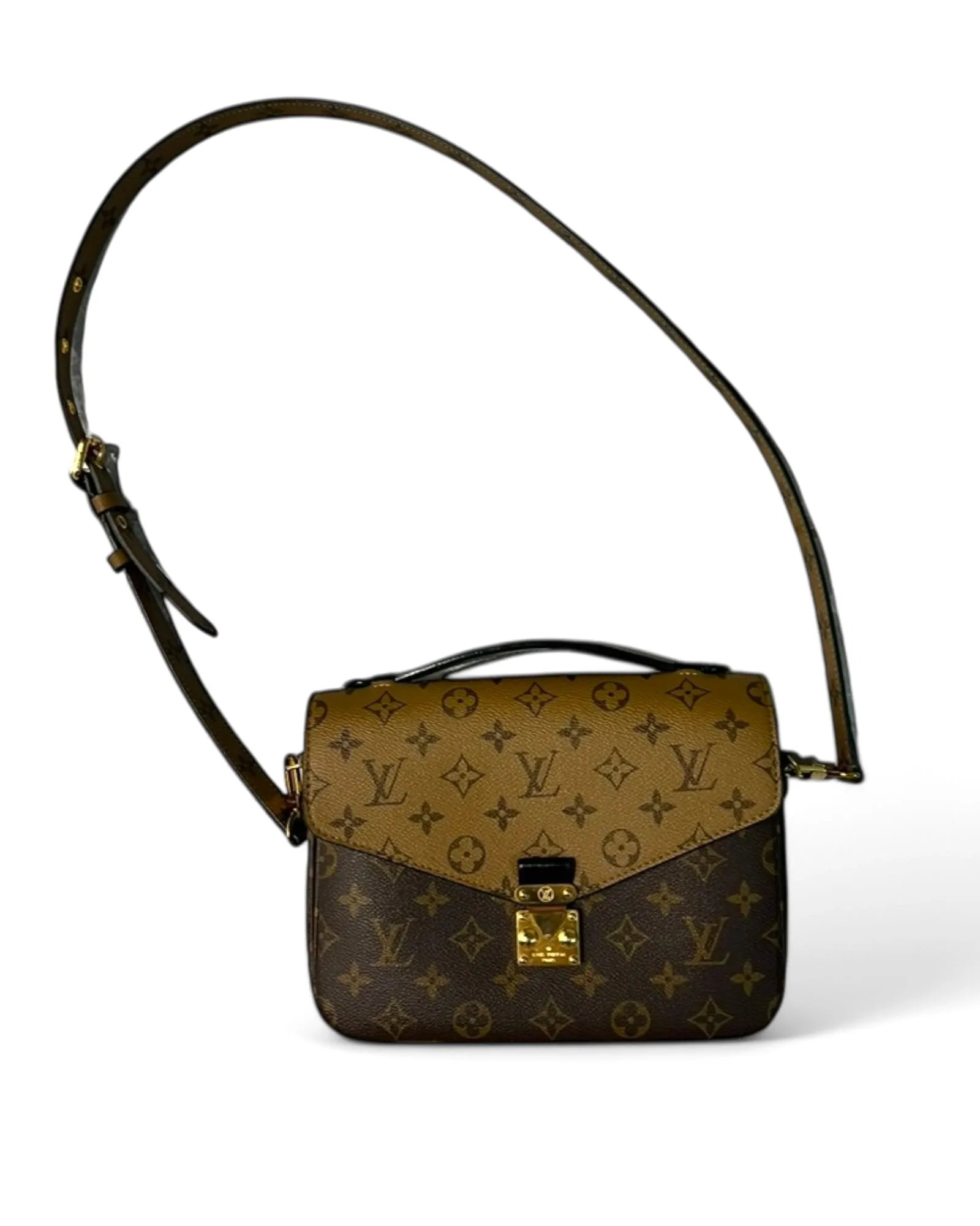 Pre-owned Louis Vuitton Pochette Métis Monogram Reverse