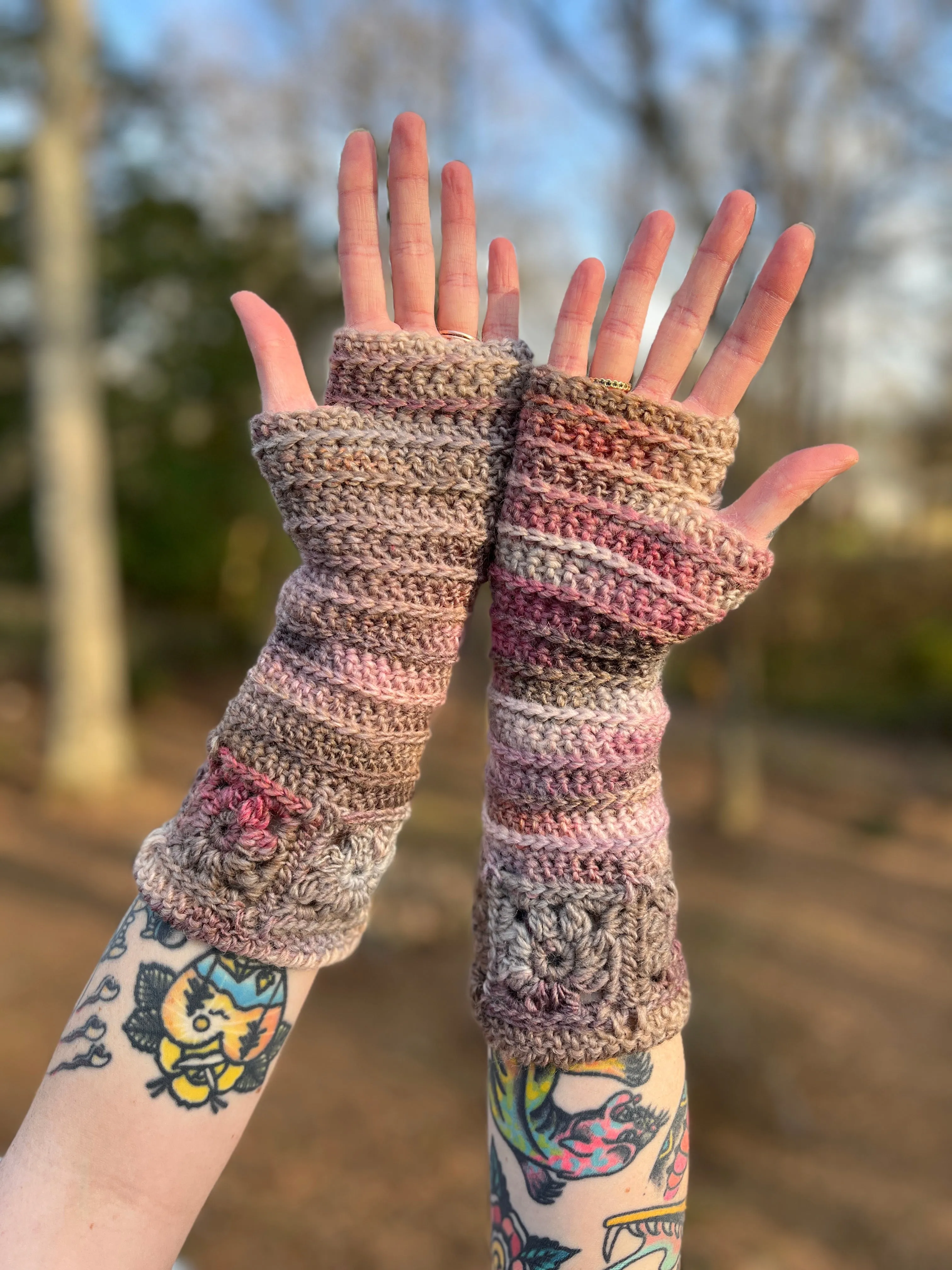 Radiant Daydreamer Gloves