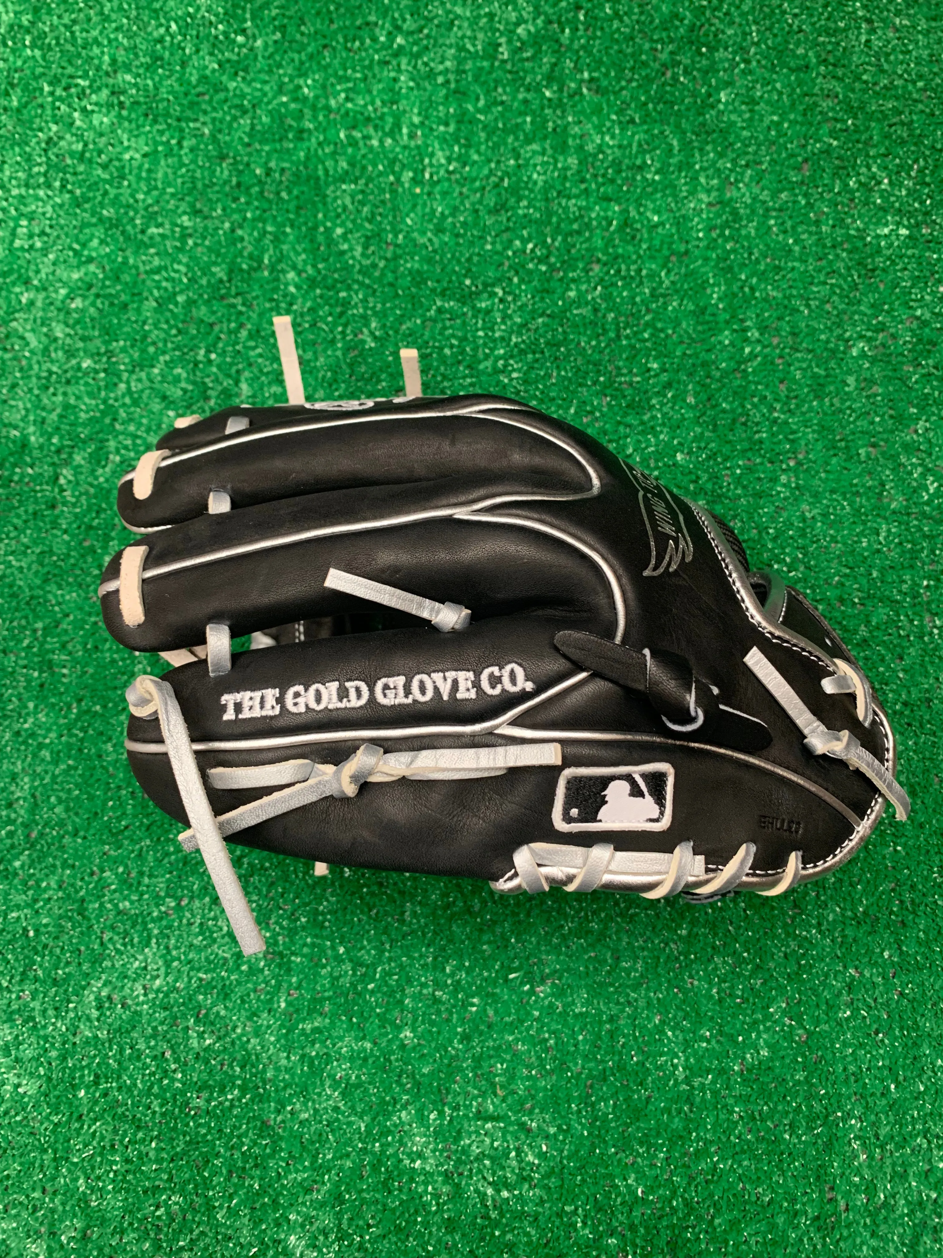 Rawlings Heart of the Hide 11.5" Custom Built Baseball Glove