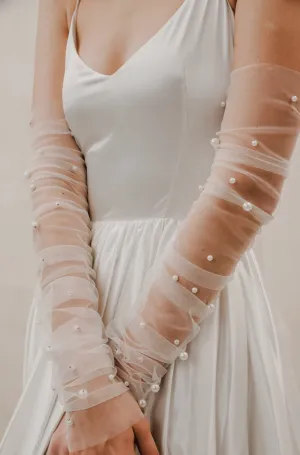 Ruched Pearl Gloves