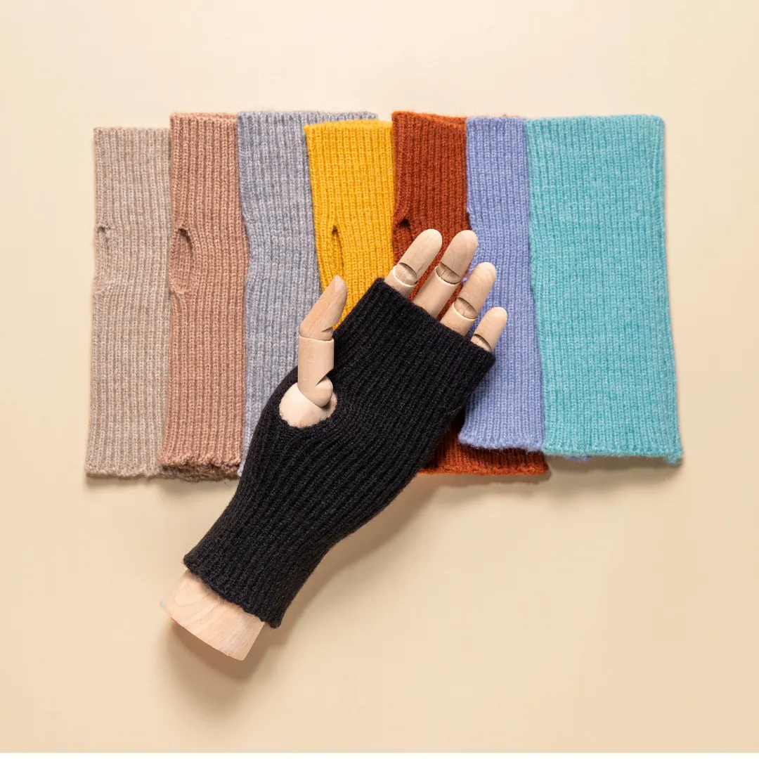THSG1123: Dusty Blue: Ribbed Fingerless Gloves