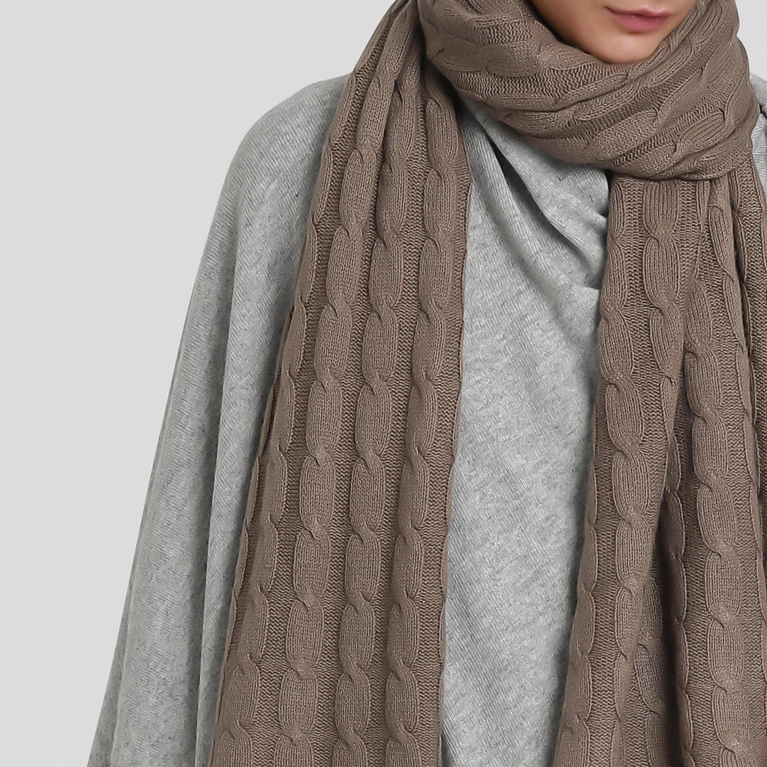Tina Scarf