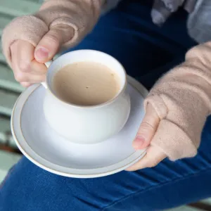 Turtle Doves Recycled Cashmere Wristwarmers - Camel