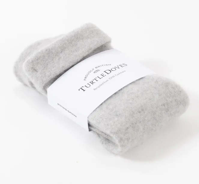 Turtle Doves Recycled Cashmere Wristwarmers - Grey