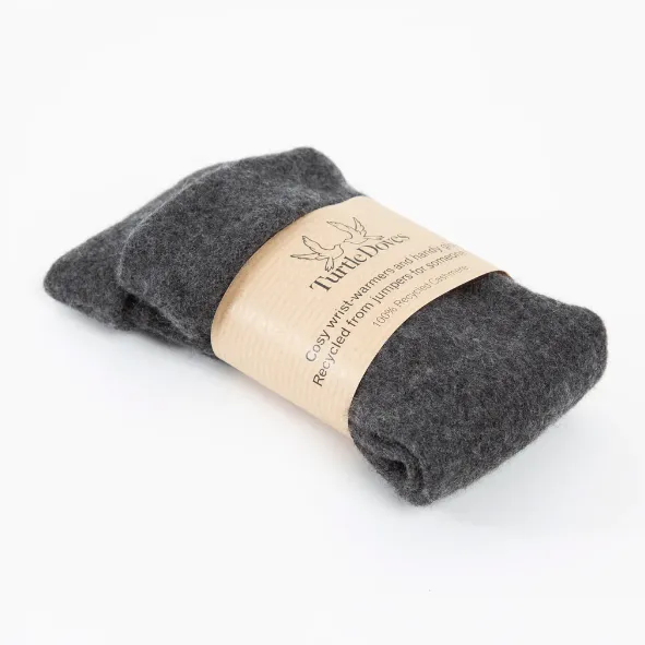 Turtle Doves Recycled Cashmere Wristwarmers - Grey
