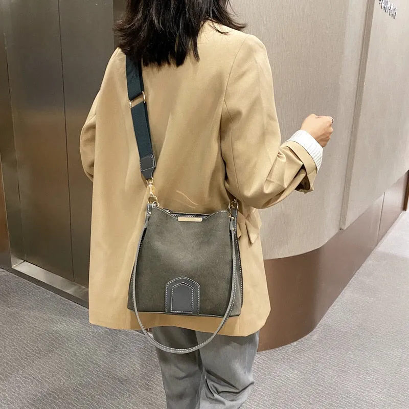 Vintage Bucket Bags for Women