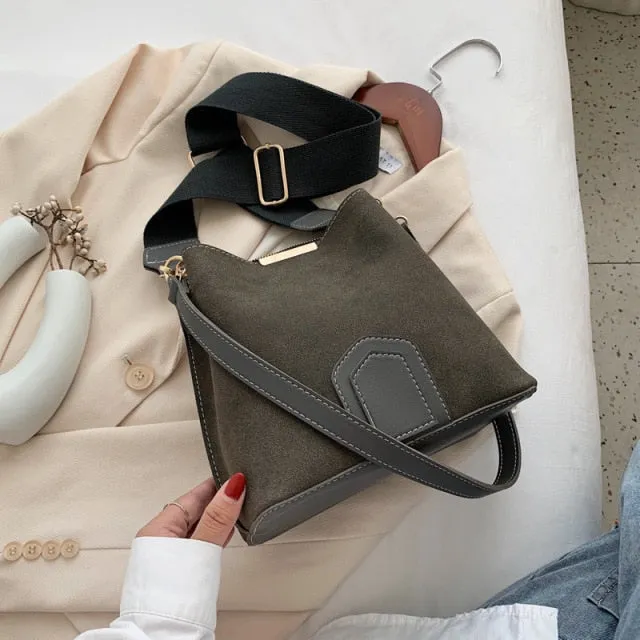 Vintage Bucket Bags for Women