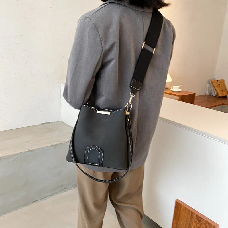 Vintage Bucket Bags for Women