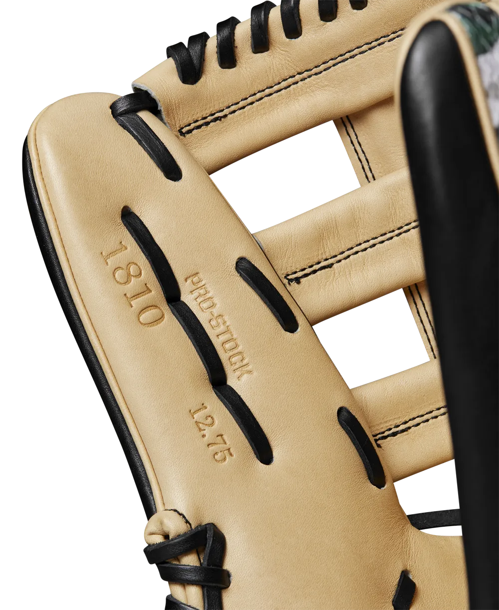 Wilson A2000 1810 12.75" Baseball Glove - Winter 2024: WBW1025271275