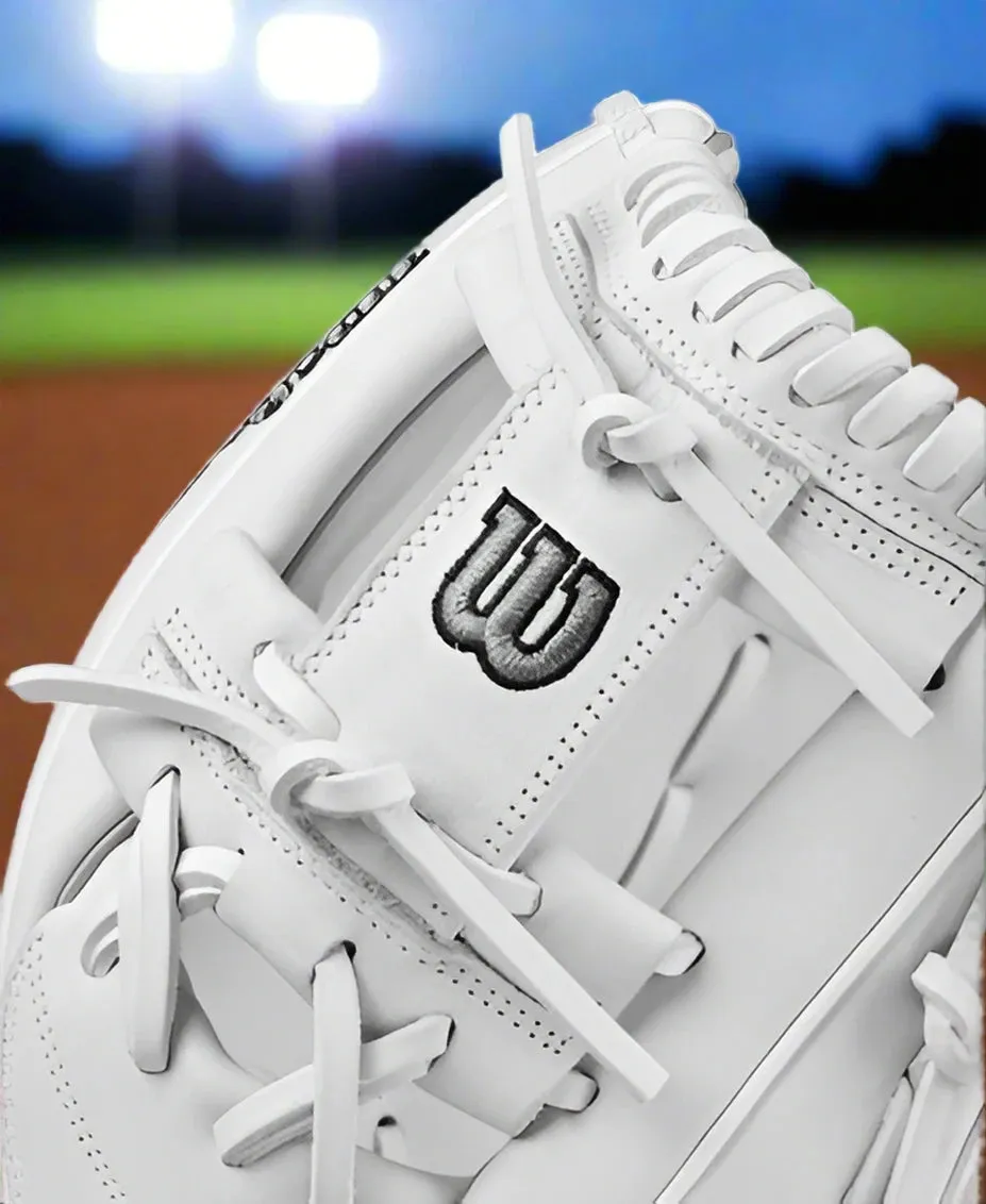 Wilson Fall 2024 A1000® 12" H12 Fastpitch Glove