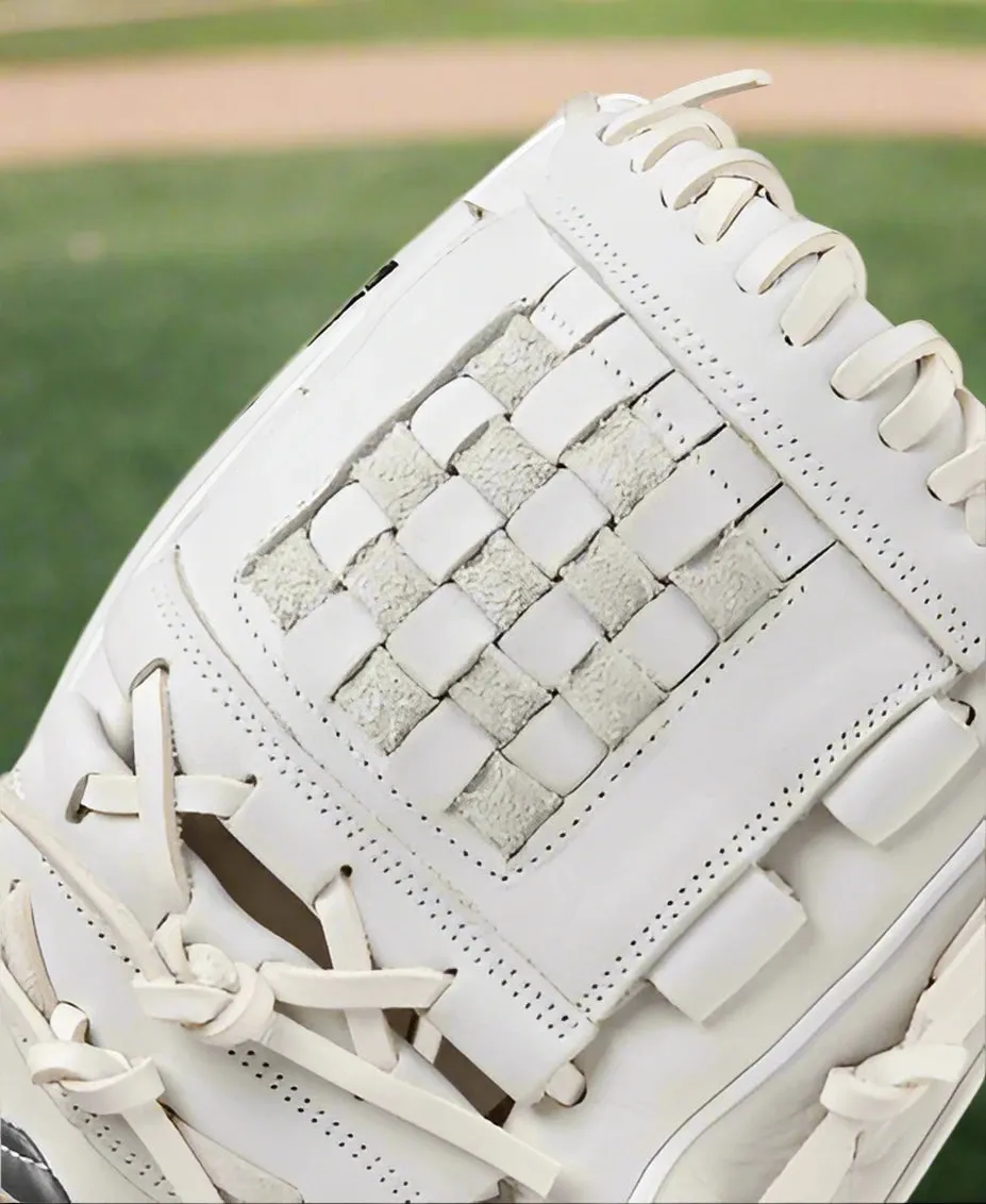 Wilson Fall 2024 A1000® 12" P12 Fastpitch Glove