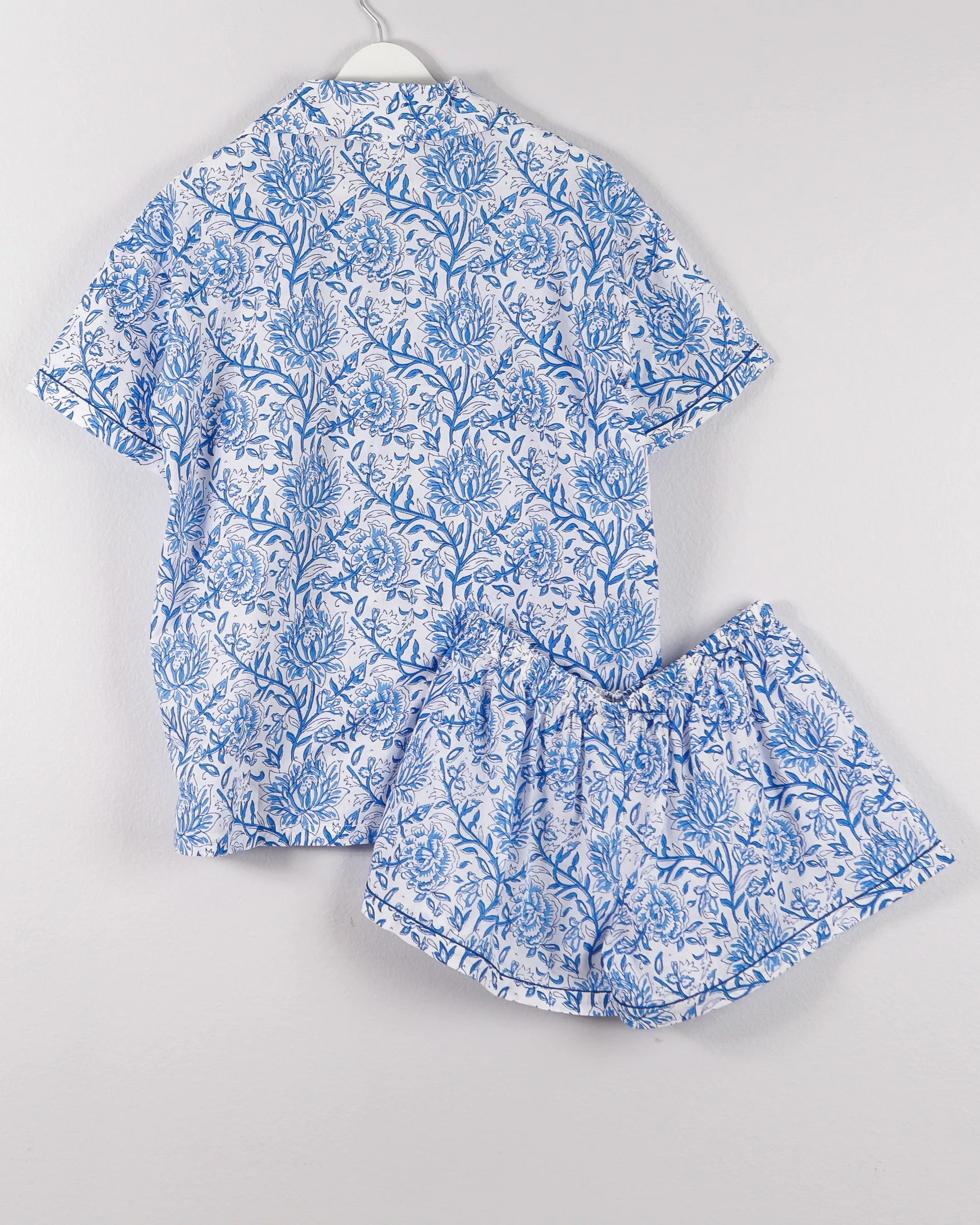 Women's Short Sleeve Pajama Set In Blue Floral