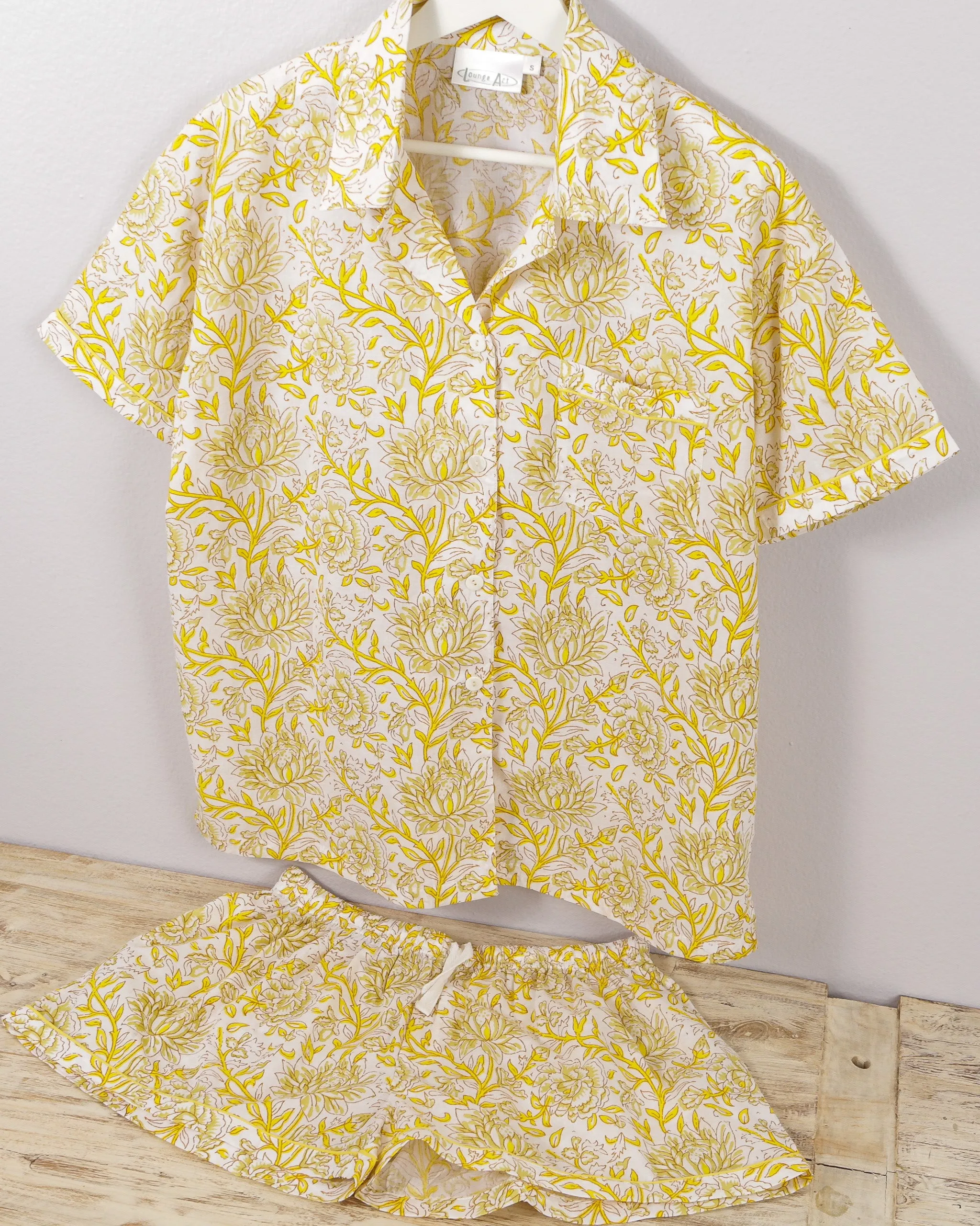 Women's Short Sleeve Pajama Set In Yellow Floral