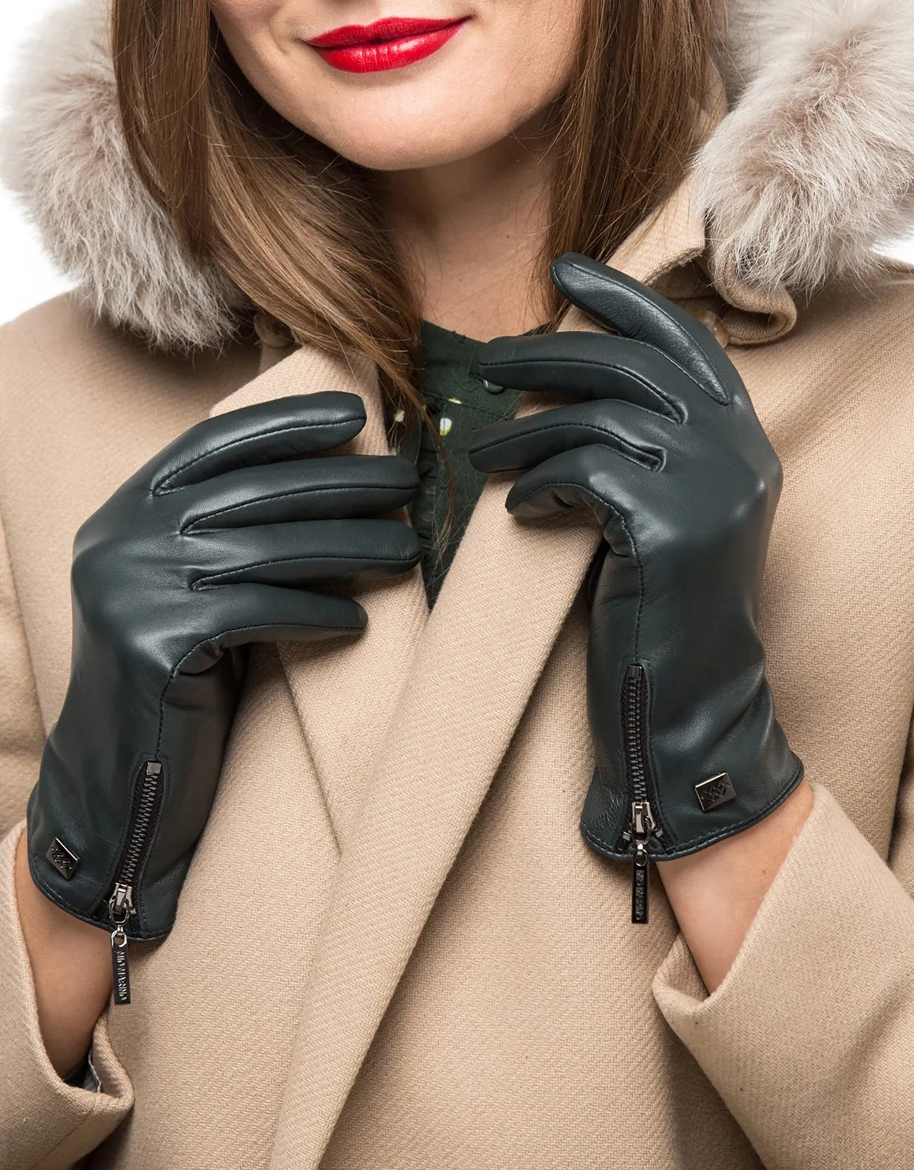Women's Wristed Zipper Touchscreen Leather Gloves