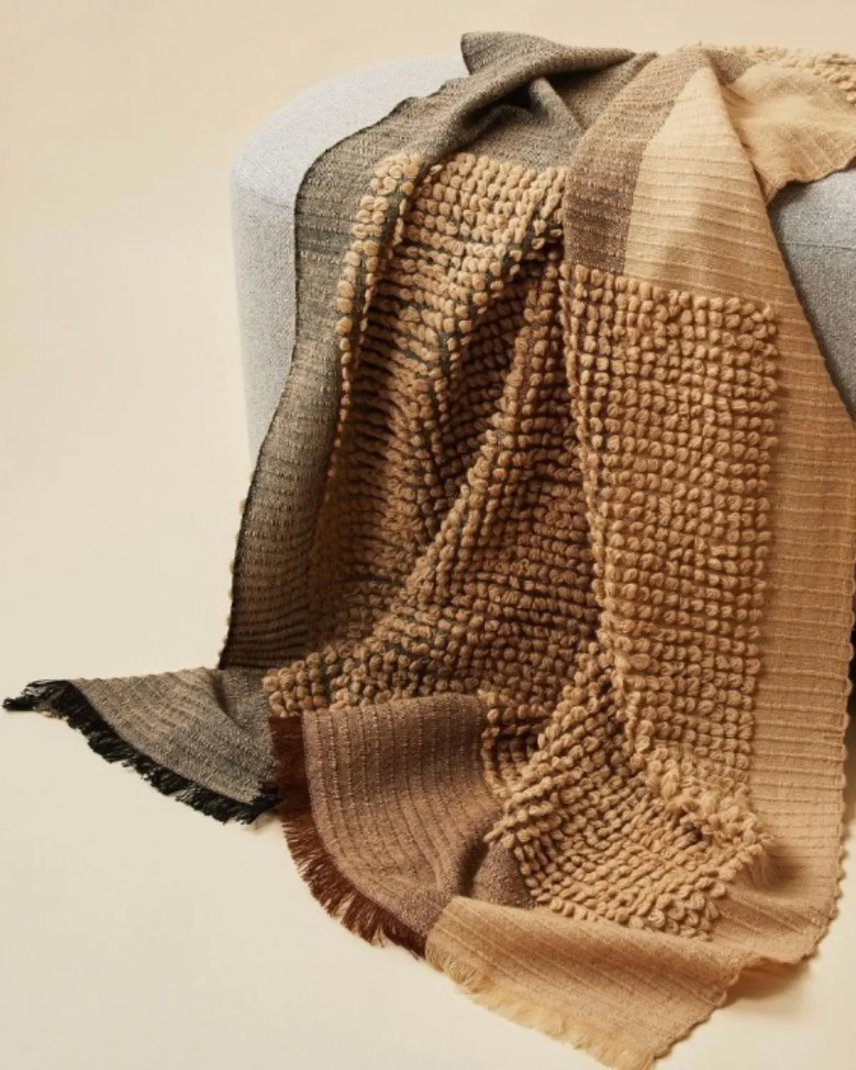 Wool Throw - Beige Macaroon